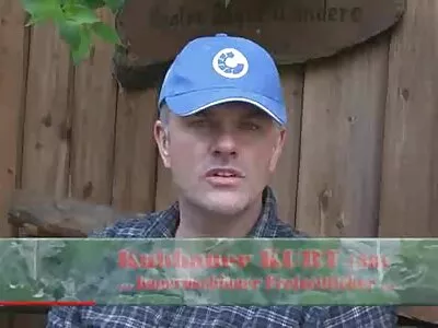 Gentleman vill se hur xnxx porr djupt hennes rumpa är