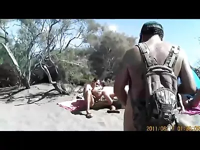 Smal blond MILF med fri porr runda tuttar analyserade av skallig kollega