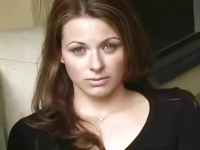 Söt diva är en riktig mästare i kuk-sugande och gratis porr på nätet vaginalt sex