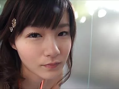 Om det är något som blondinen gillar är det att xnxx porr knacka på hennes pojkvän