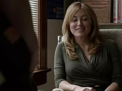 Amatör gratis porr lesbisk sötnos ger en fin avsugning på gatan