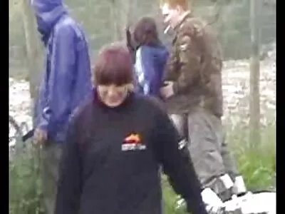 Snygg colombiansk tjej knullad i gratis porr xxx tätt fitta på röd soffa