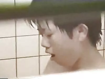 Bystig skök älskar att ha en kuk i munnen xxx free porr