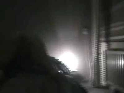 Förtjusande free gay porr blondin i underkläder i lugn i virtual reality