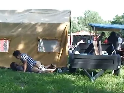 Underbar teen babe älskar att gratis porr xxx bli knullad hårt av sin partner