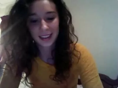 Den stora bröstgudinnan Cali gratis lesbisk porr Carter blir knullad av en välhängd dubb